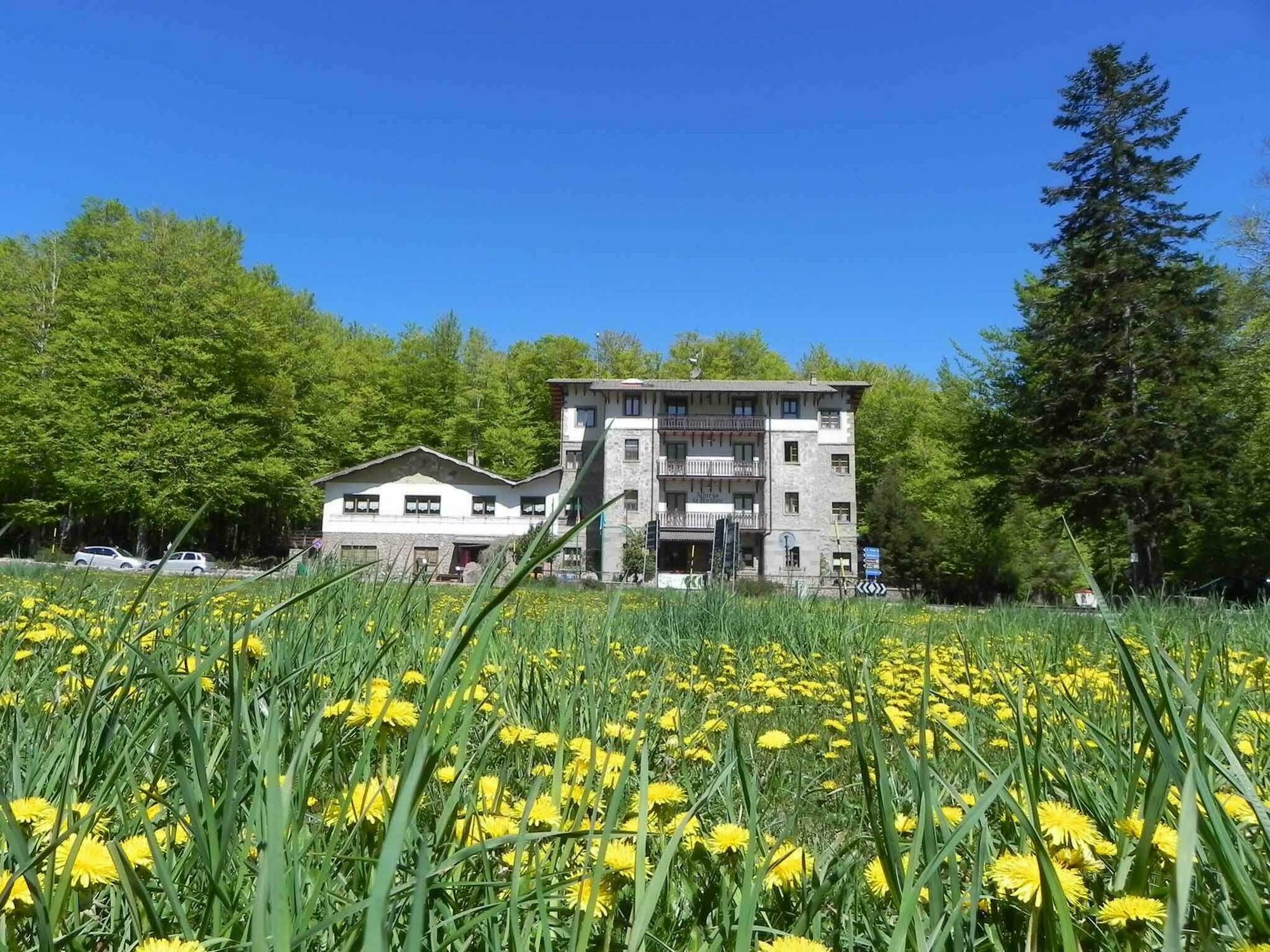Albergo Le Macinaie - Monte Amiata Кастель-дель-Пьяно Экстерьер фото